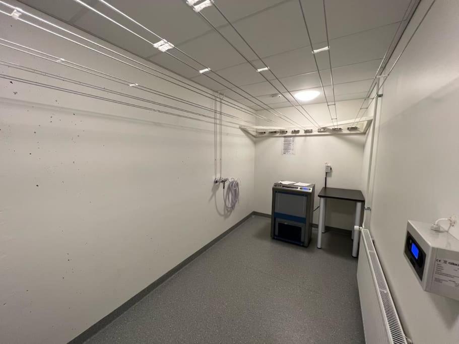 Suite - King Size Bed - Gym&Wifi - Indoor Parking Rovaniemi Esterno foto