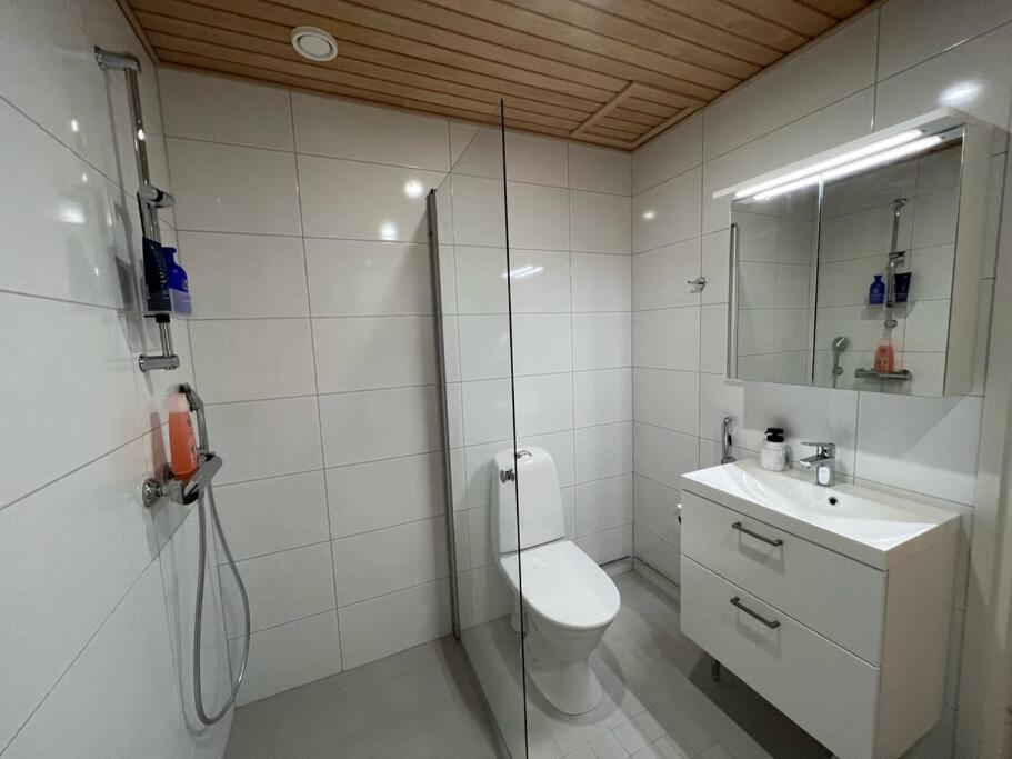 Suite - King Size Bed - Gym&Wifi - Indoor Parking Rovaniemi Esterno foto