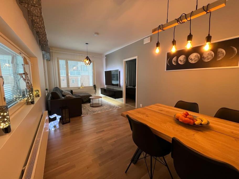 Suite - King Size Bed - Gym&Wifi - Indoor Parking Rovaniemi Esterno foto