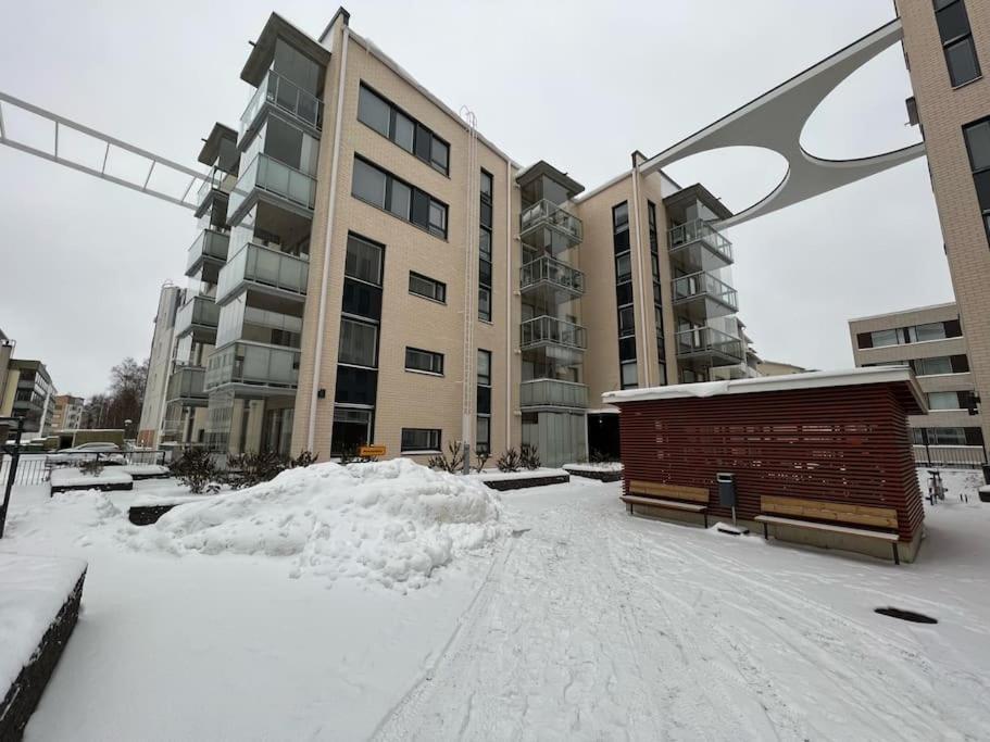 Suite - King Size Bed - Gym&Wifi - Indoor Parking Rovaniemi Esterno foto