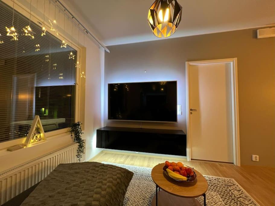 Suite - King Size Bed - Gym&Wifi - Indoor Parking Rovaniemi Esterno foto