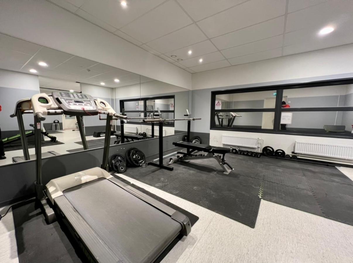 Suite - King Size Bed - Gym&Wifi - Indoor Parking Rovaniemi Esterno foto